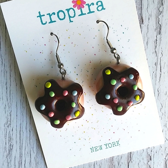 Chocolate Frosted Donut Earrings 🍩 🍩 🍩 - Picture 4 of 8
